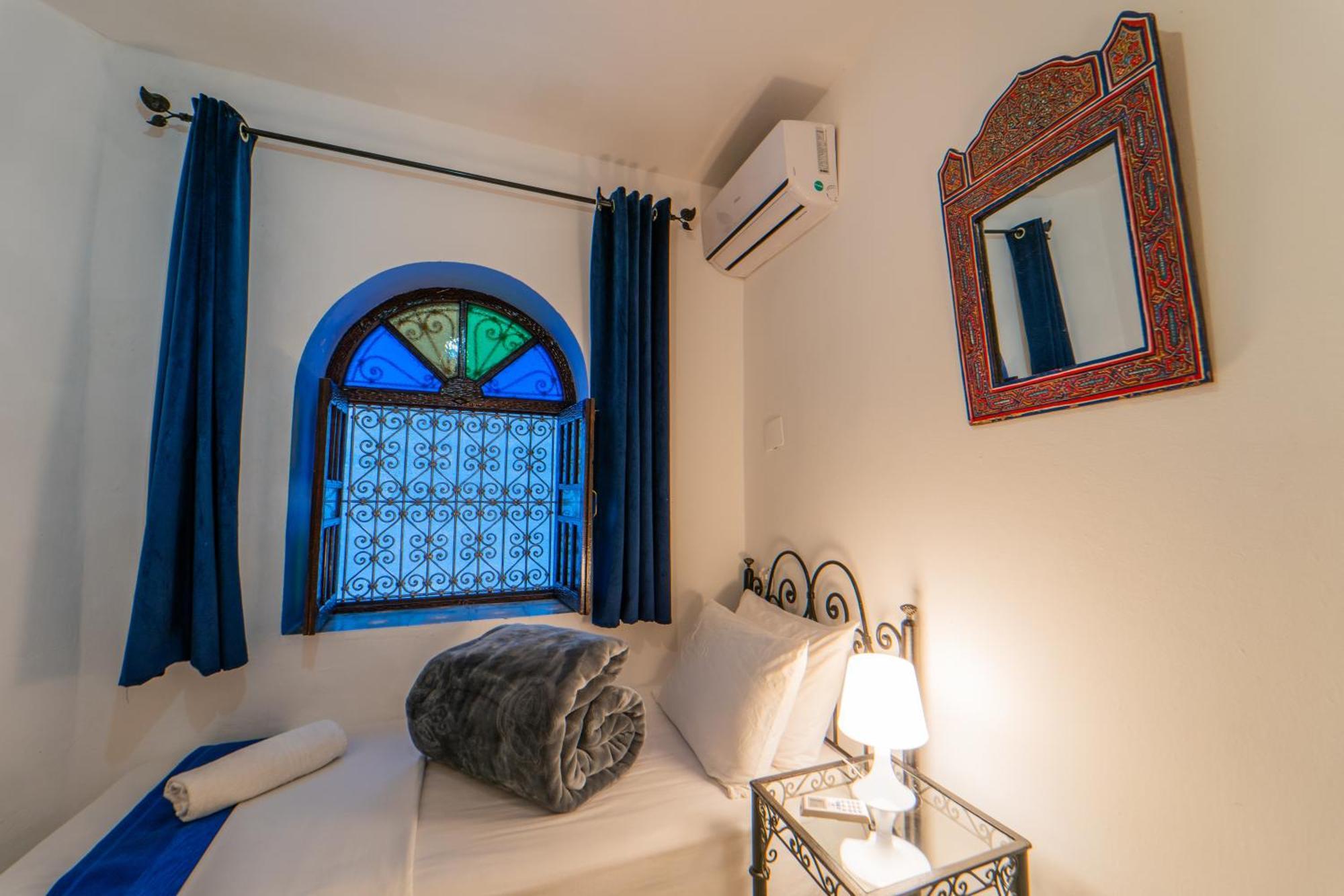 Dar Nokhba Inn Чефчауен Екстериор снимка